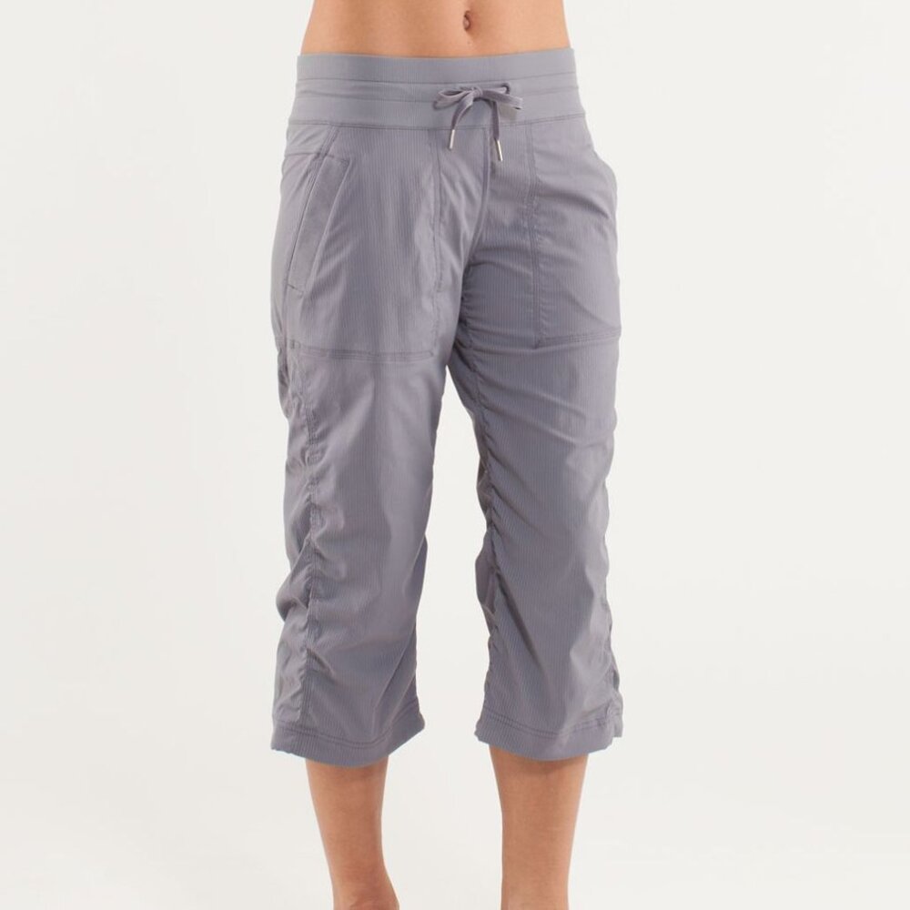 Lululemon Studio Crop Fossil Size 6 - image 7